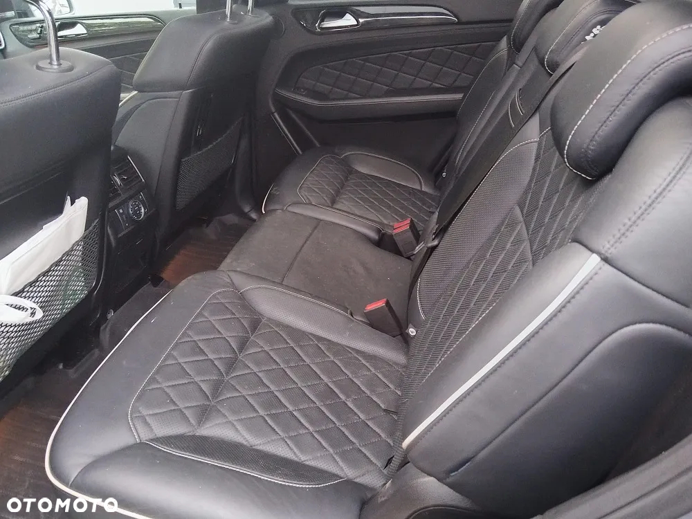 Mercedes-Benz GL 350 BlueTec 4-Matic - 11