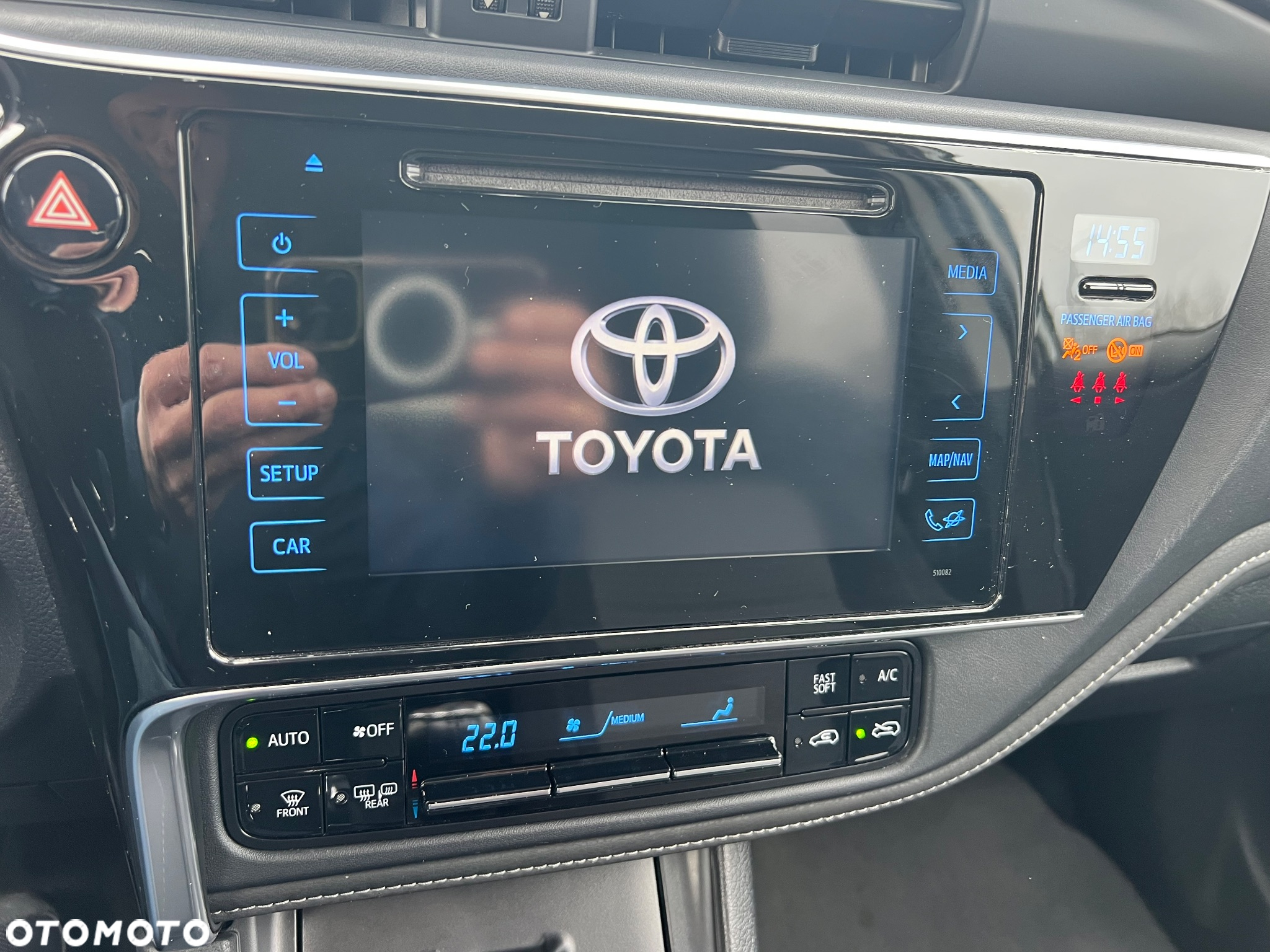 Toyota Auris 1.6 Selection - 12