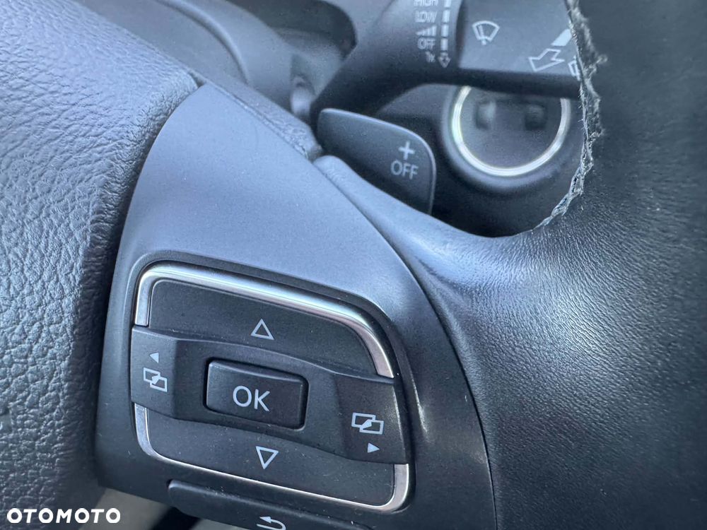 Volkswagen Passat 2.0 TDI Highline DSG - 22
