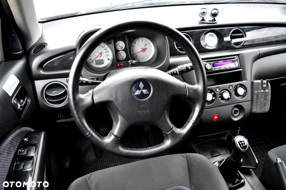 Mitsubishi Outlander 2.0 Comfort - 20