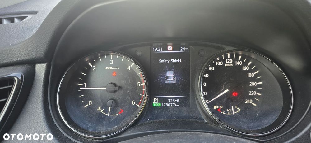 Nissan X-Trail 2.0 dCi Tekna 4WD Xtronic - 3