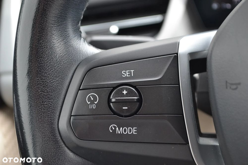 BMW Seria 2 223i xDrive mHEV - 15