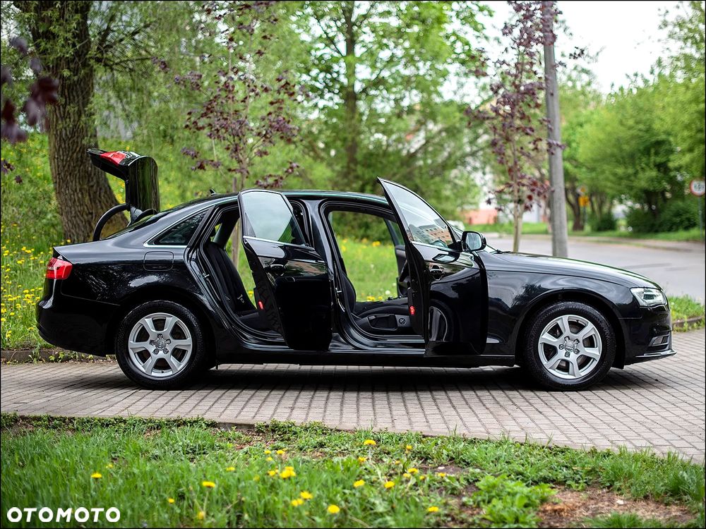 Audi A4 Limousine - 15