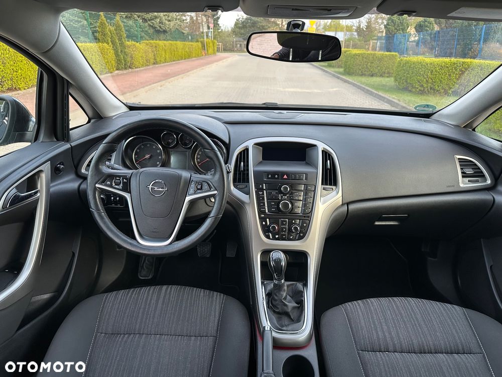 Opel Astra 1.4 EcoFLEX 150 Jahre - 15