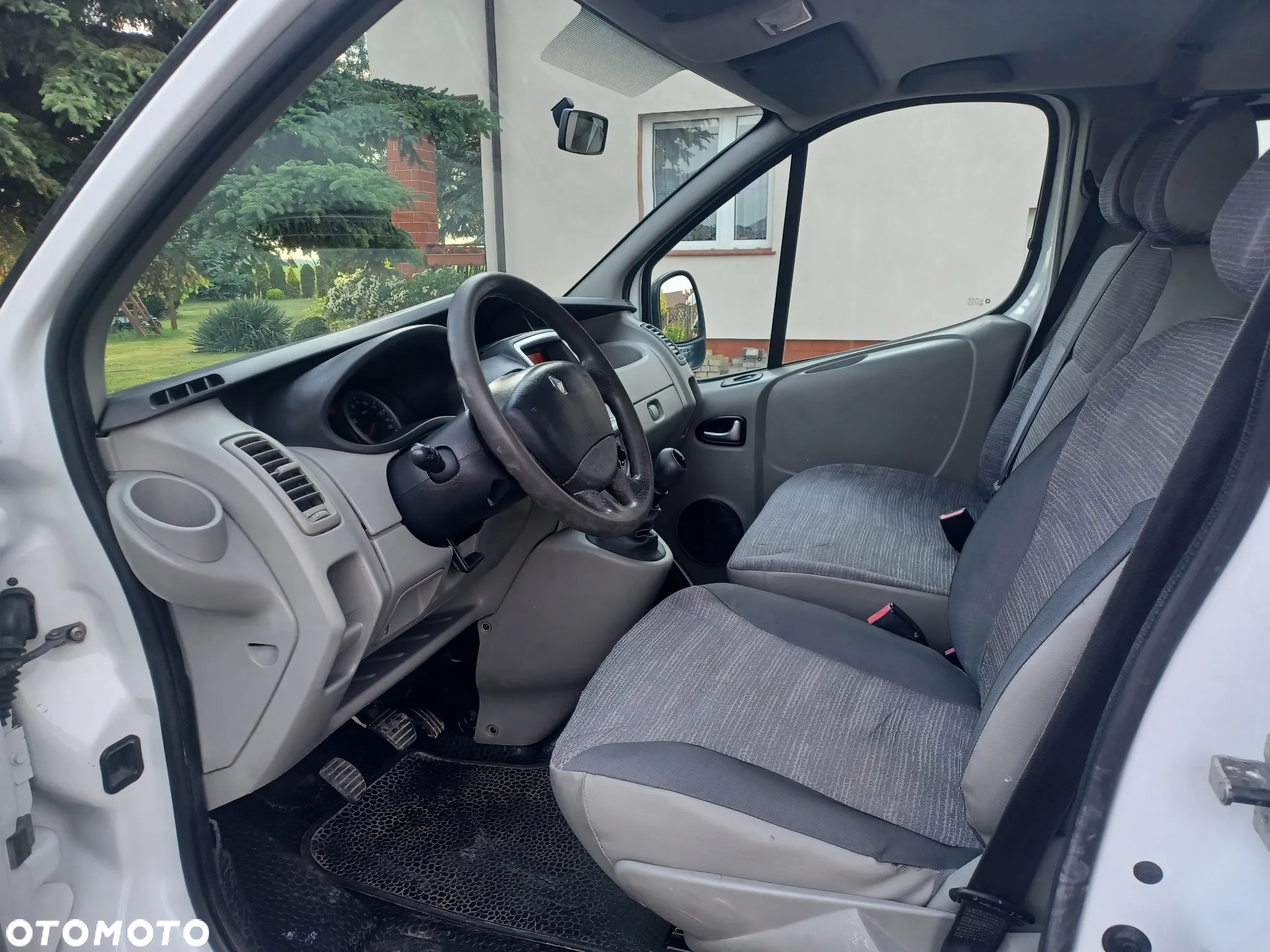 Renault Trafic 2.0 dCi 115 Passenger Expression - 20