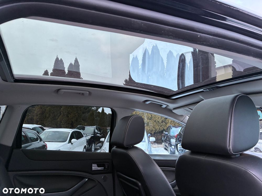 Ford Kuga 2.0 TDCi 2x4 Titanium - 13