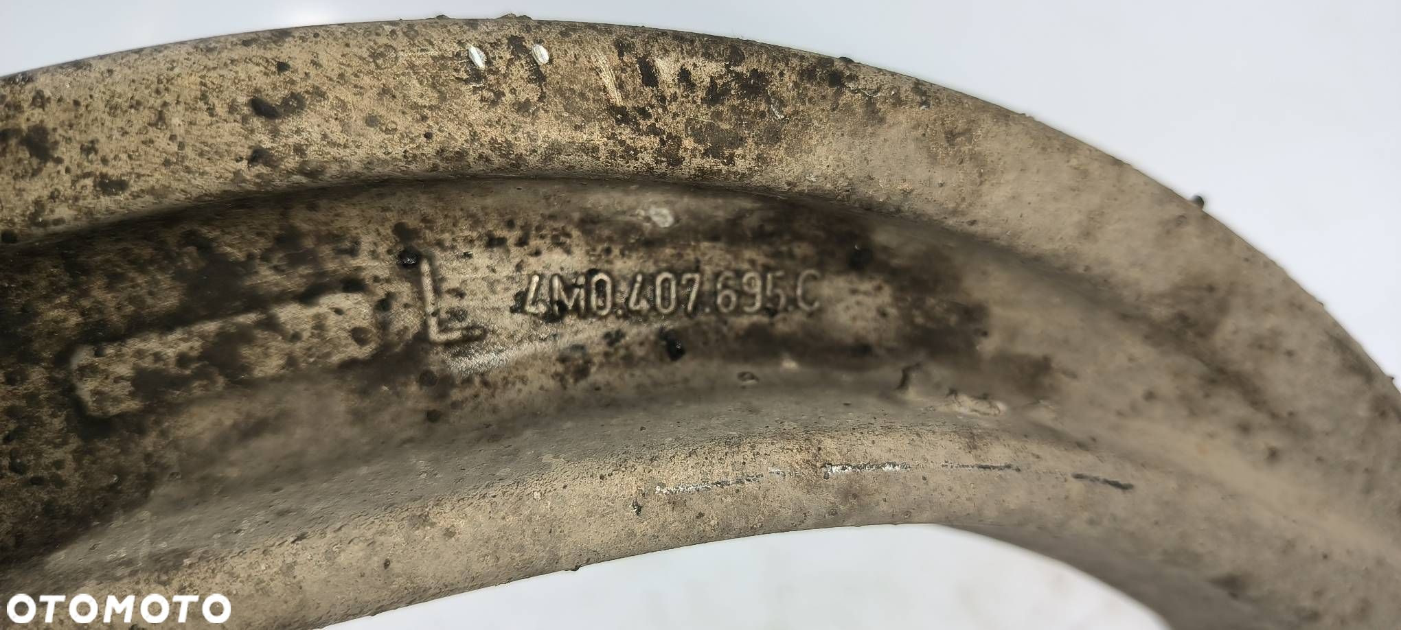 WAHACZ PRZÓD LEWY AUDI Q7 II 4M 4M0407695C - 2