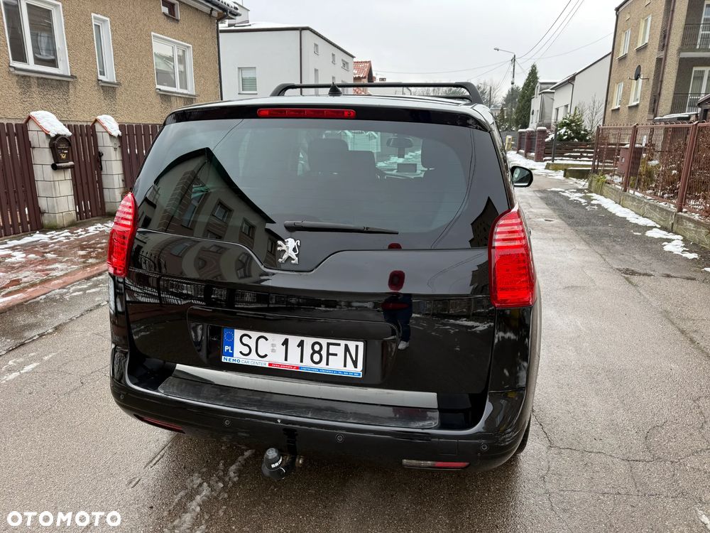 Peugeot 5008 2.0 HDi Family 7os - 9