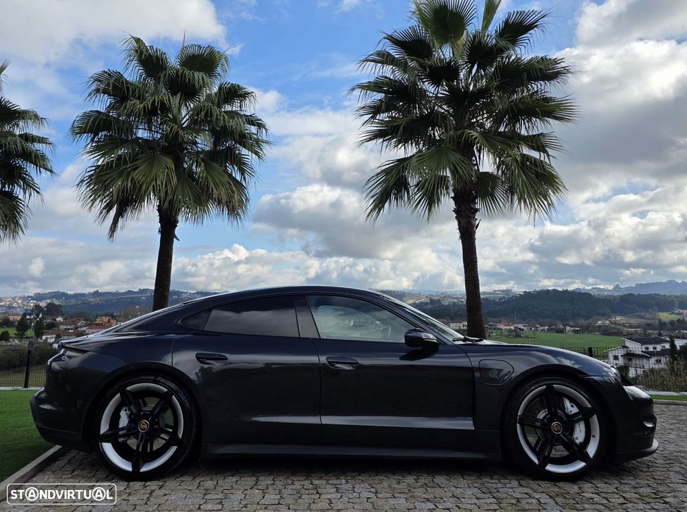 Porsche Taycan Bateria Performance Plus - 13