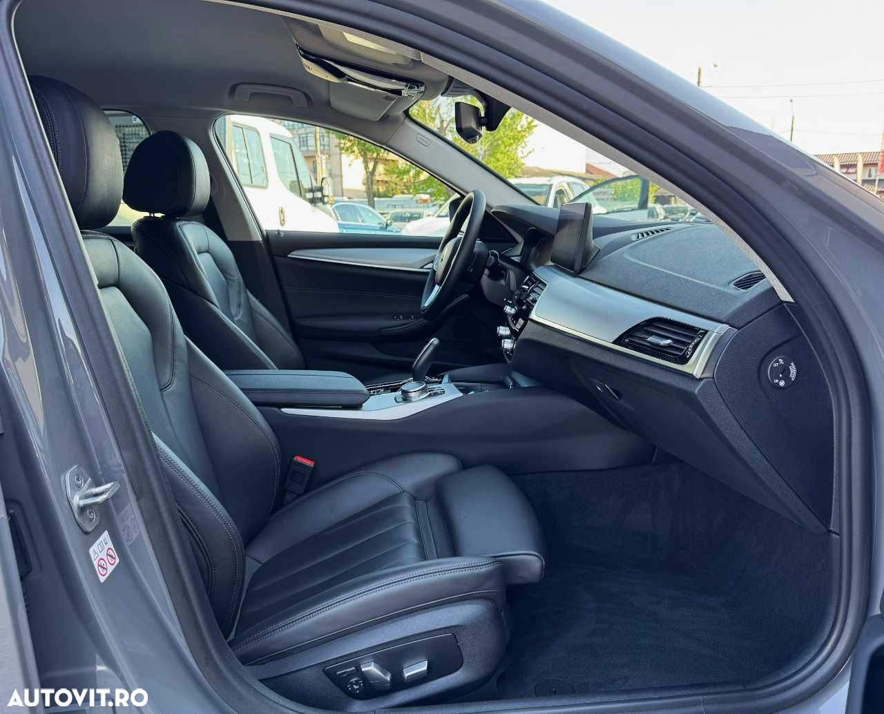 BMW Seria 5 520d AT MHEV - 17