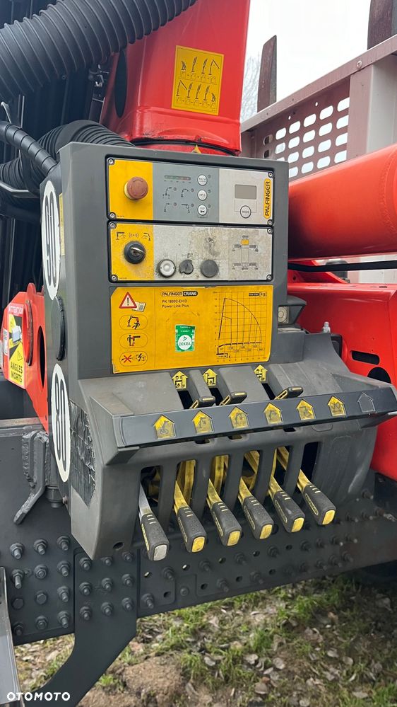 Renault Kerax 6x4 Resor HDS Palfinger 18002 Rotator Widły Radio 5-6 Funkcja Automat Długa Zabudowa ( Hiab, Fassi) - 12