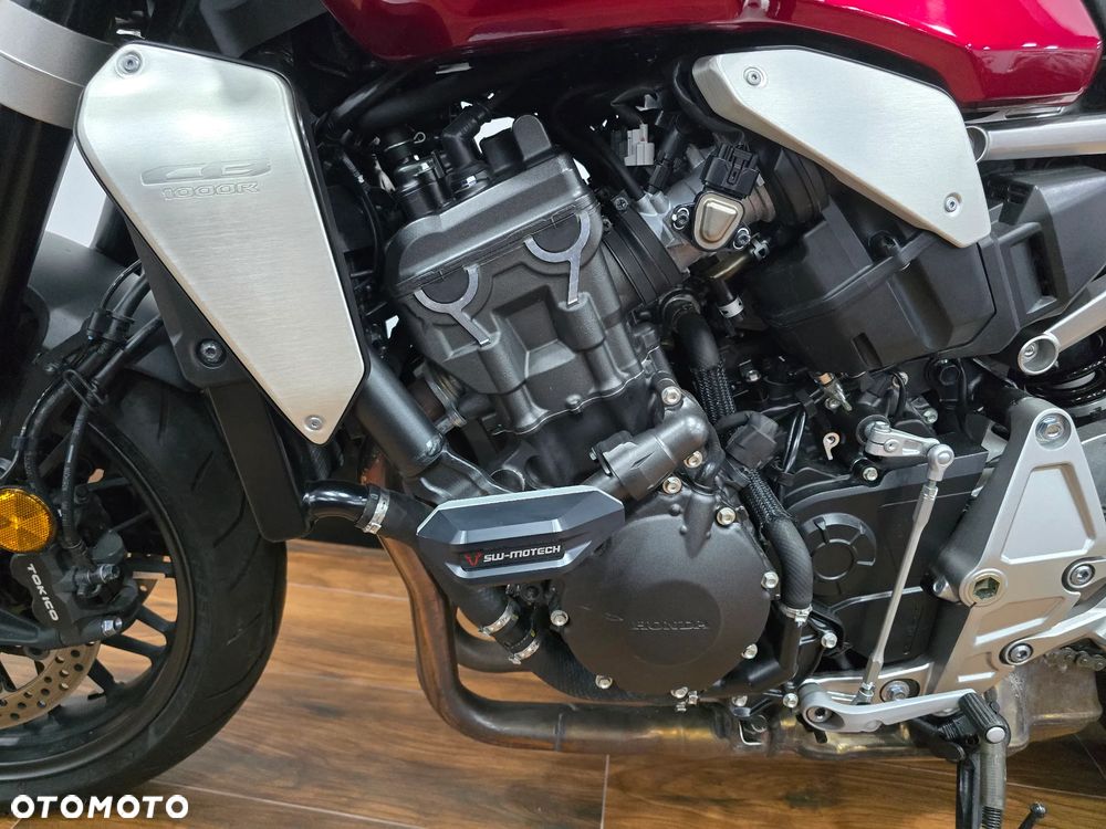 Honda CB - 33