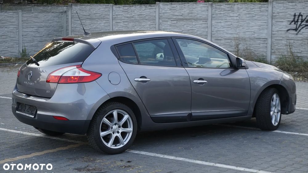 Renault Megane 2.0 dCi 16V Privilege - 15
