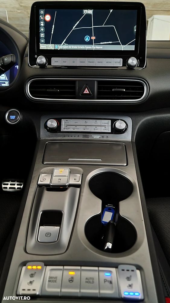 Hyundai KONA Business - 11