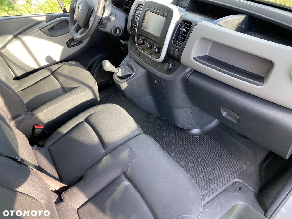 Renault TRAFIC - 7