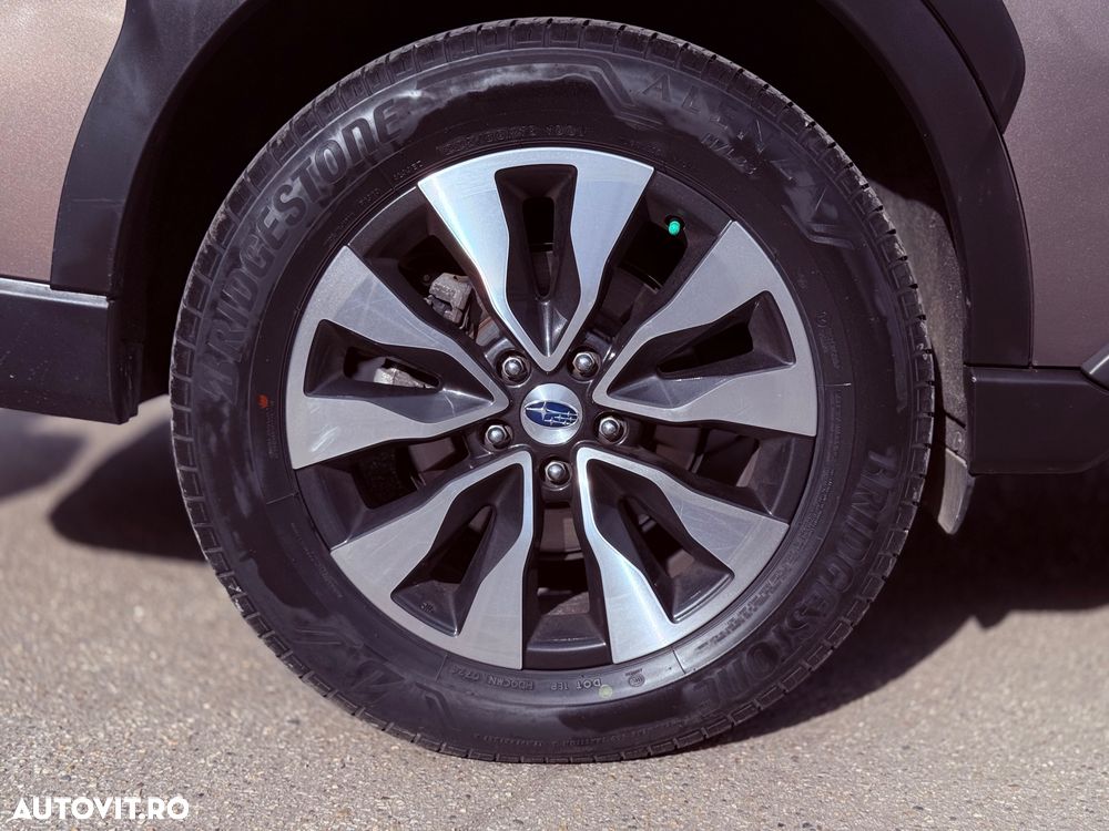 Subaru Outback 2.5I LinearTronic CVT Premium - 36