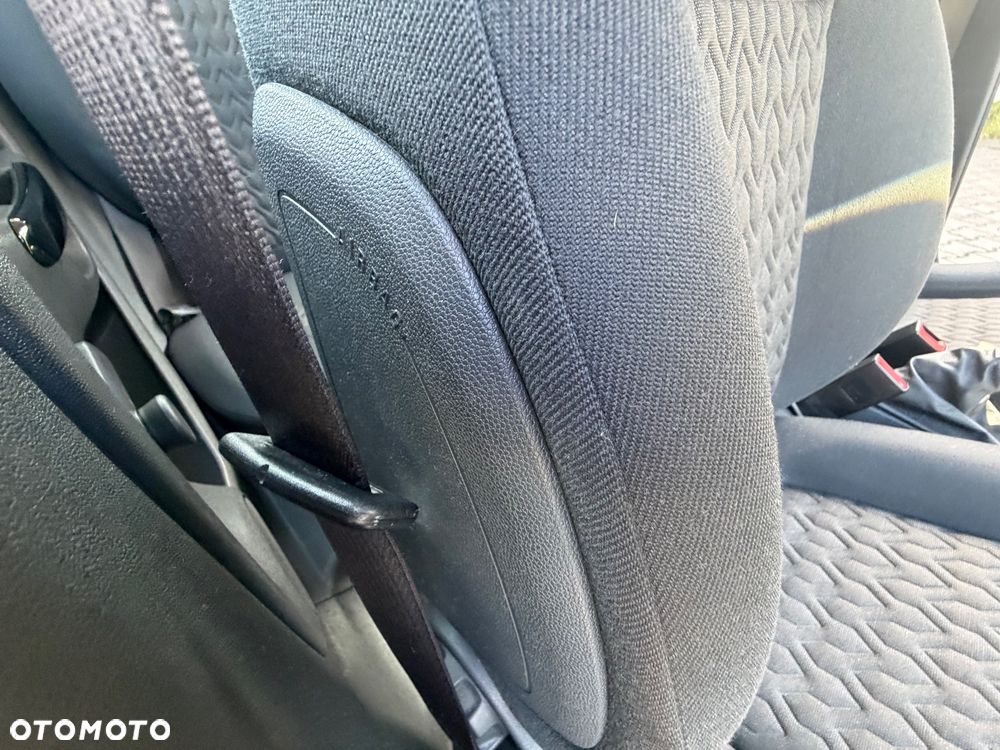 Opel Corsa 1.4 Cosmo - 14
