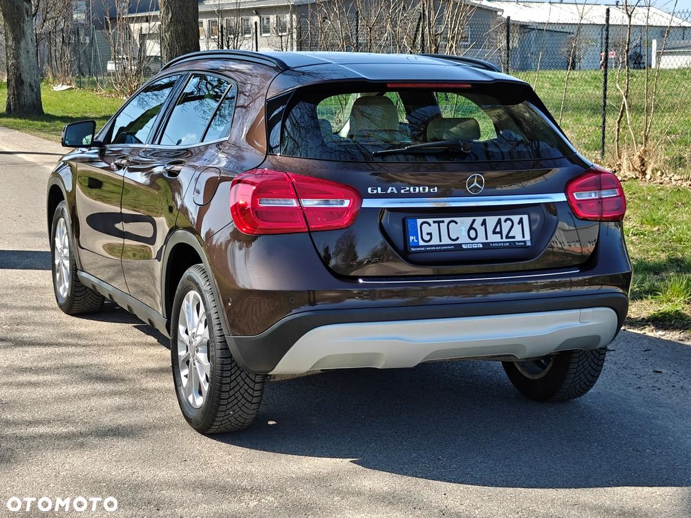 Mercedes-Benz GLA 200 (CDI) d 7G-DCT Style - 4
