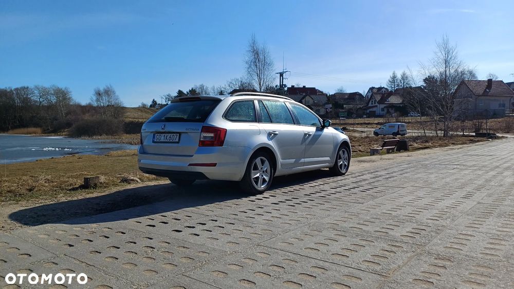 Skoda Octavia 1.6 TDI Ambition - 3