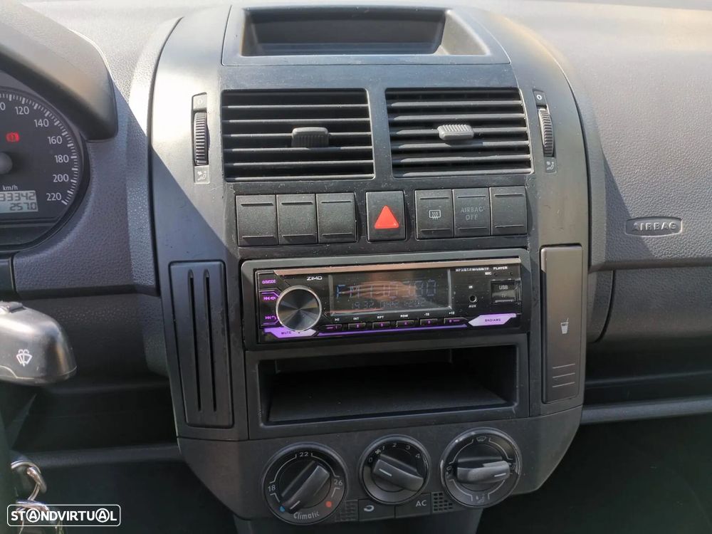 VW Polo 1.2 Confortline - 11