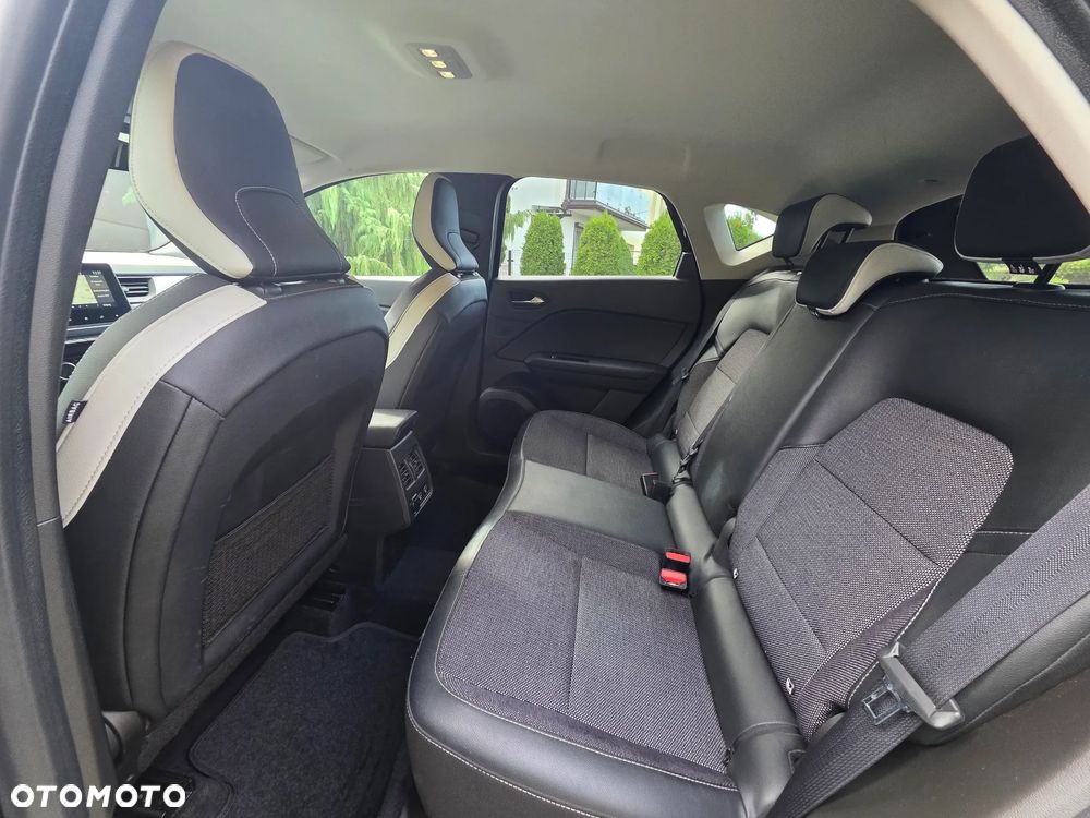 Renault Captur E-TECH 160 TECHNO - 11