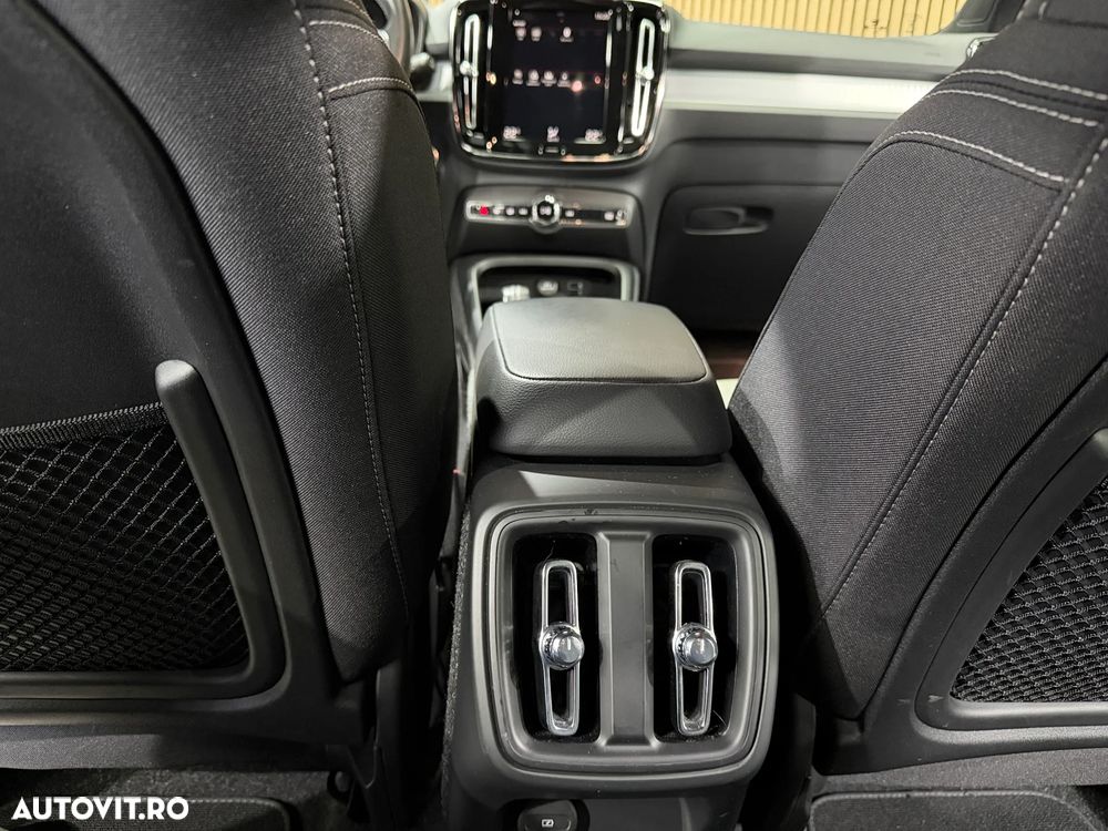 Volvo XC 40 T2 AT8 Momentum - 18