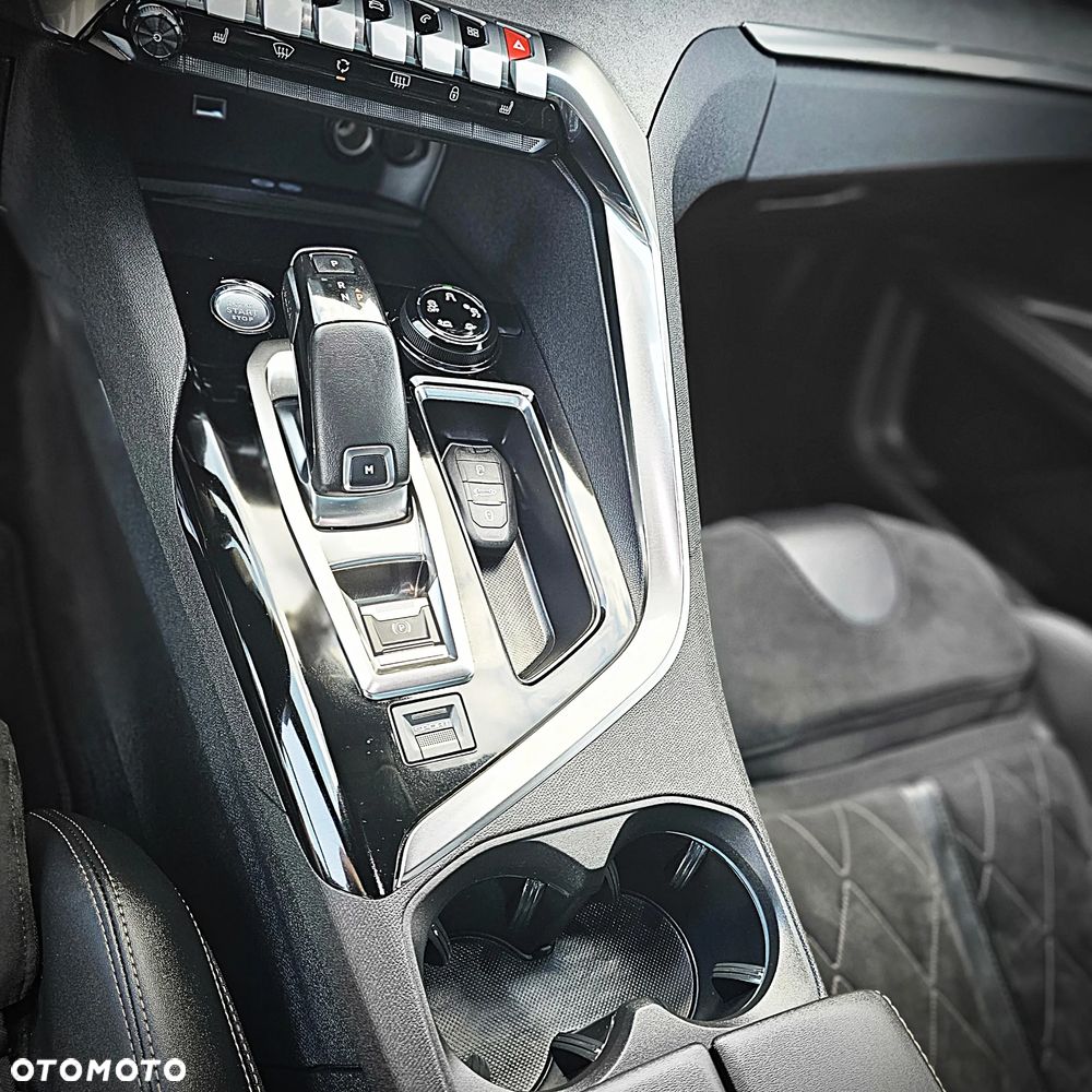 Peugeot 5008 2.0 BlueHDI GT S&S EAT8 - 34