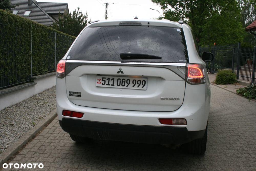 Mitsubishi Outlander 2.2 DID Intense - 6