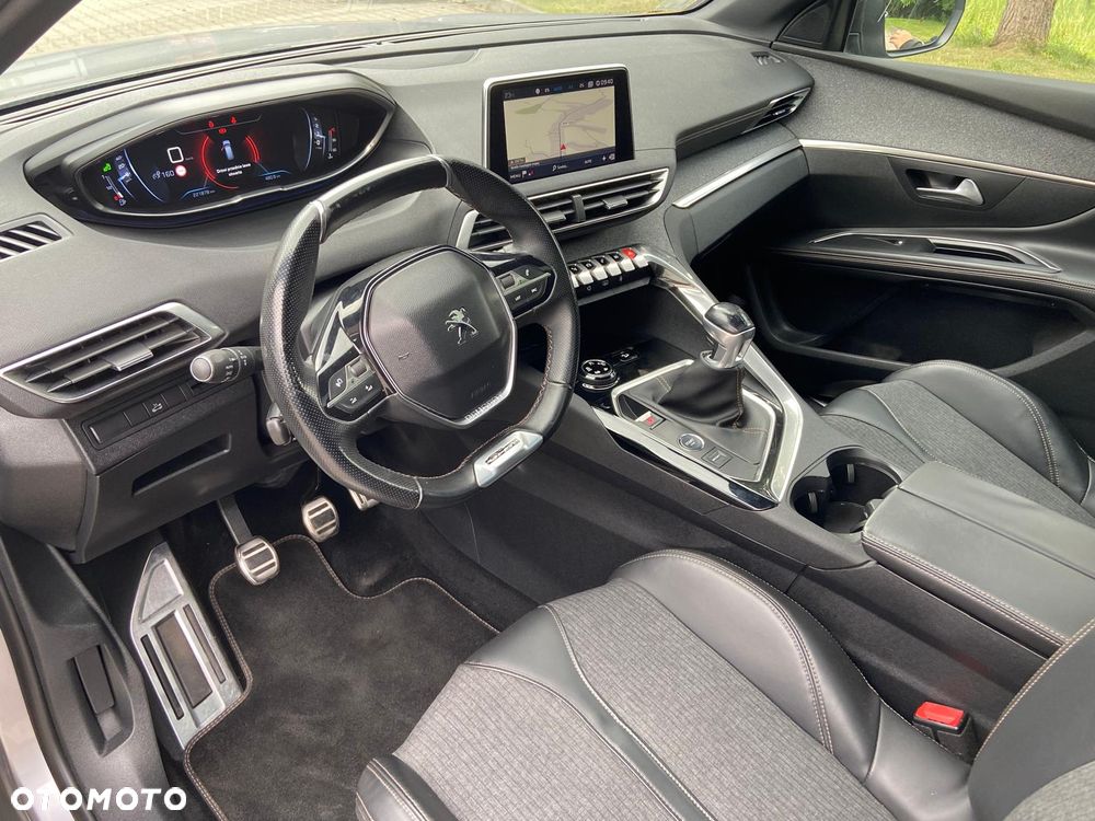 Peugeot 5008 - 13