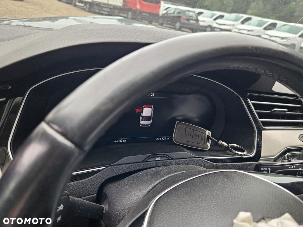 Volkswagen Passat 1.8 TSI BMT Highline DSG - 20