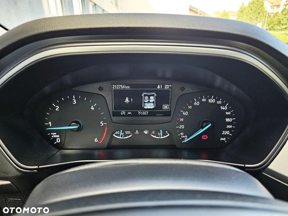 Ford Focus 1.5 EcoBlue Active Business - 19