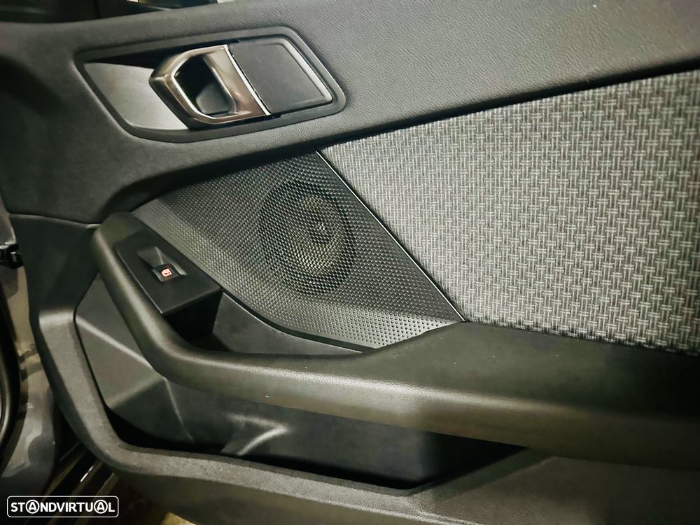 BMW 118 - 15