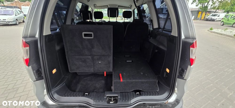 Ford Galaxy 2.0 TDCi Ghia - 32