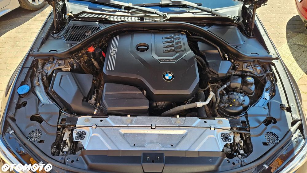 BMW Seria 3 330i xDrive M Sport sport - 36