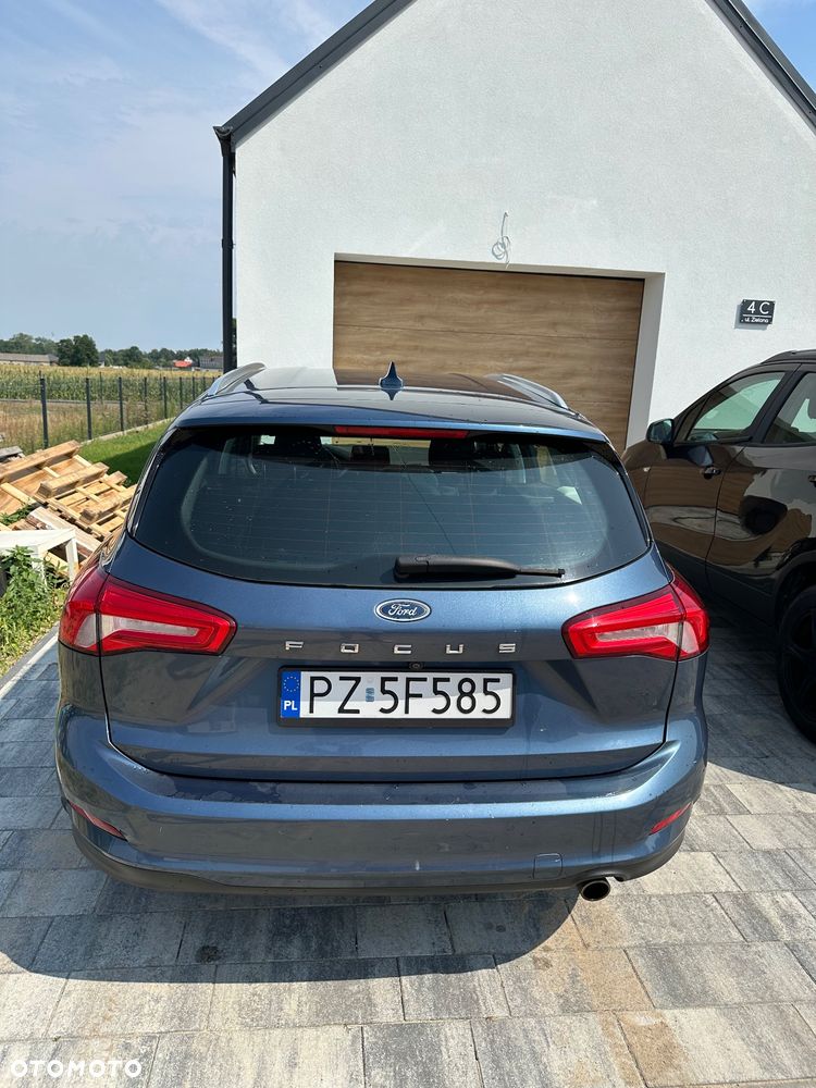Ford Focus - 8