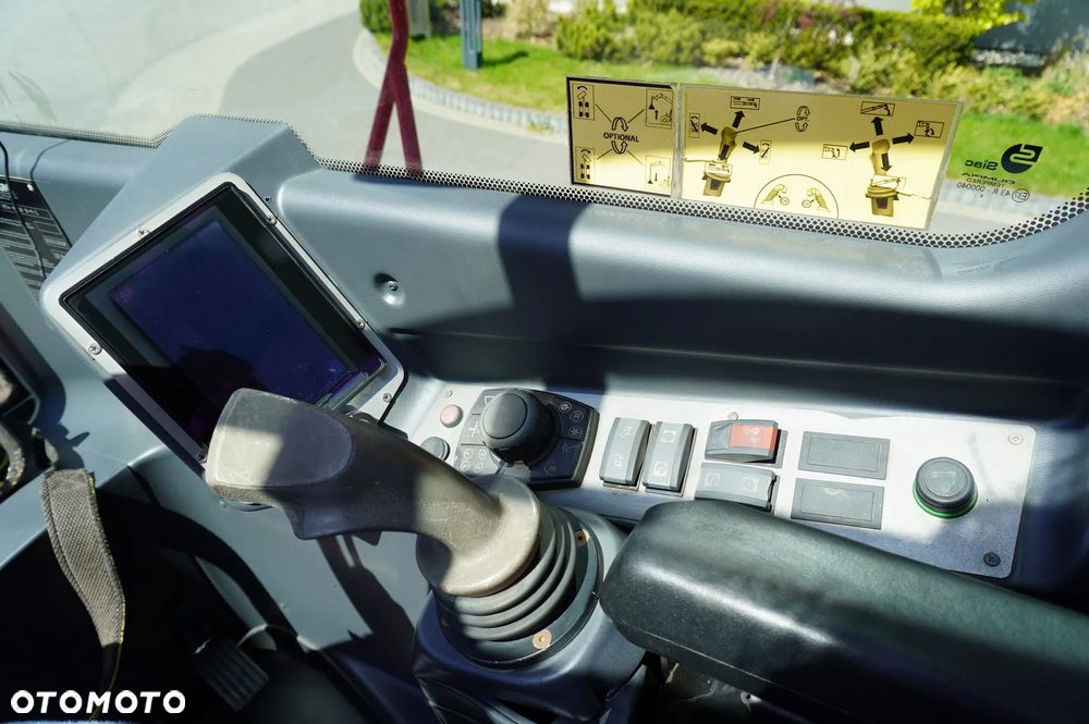 Magni RTH 5.26 / Zasięg 26 m / ładowność 5000 kg / Zdalne sterowanie - 24