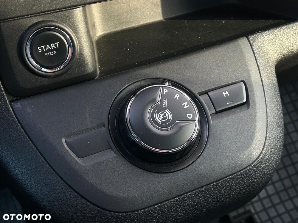 Peugeot Traveller 2.0 BlueHDi Standard Business Vip - 25