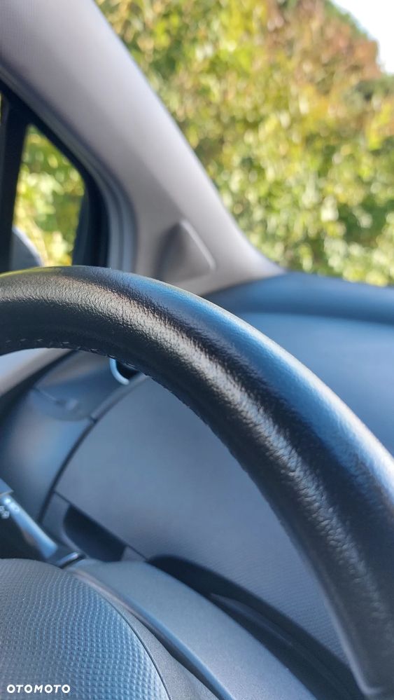 Toyota Yaris 1.33 VVT-i Sol - 21