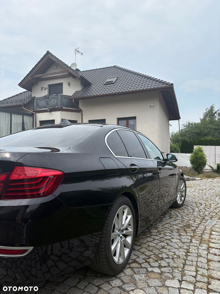 BMW Seria 5 520d Luxury Line - 6