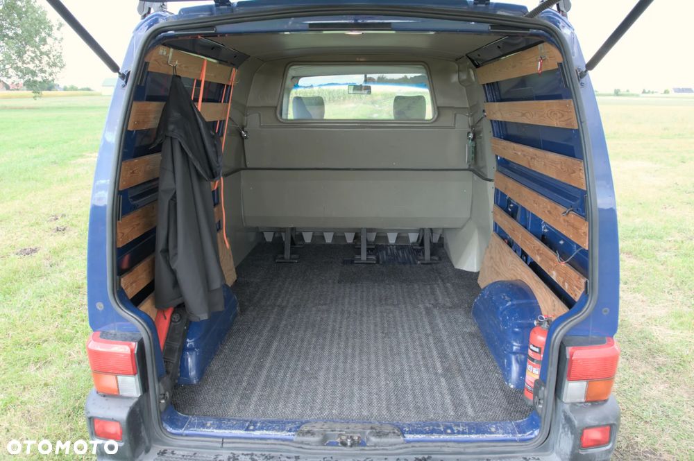 Volkswagen Transporter - 36