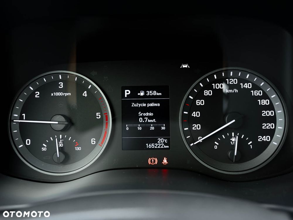 Hyundai Tucson blue 1.6 CRDi 2WD DCT Premium - 22