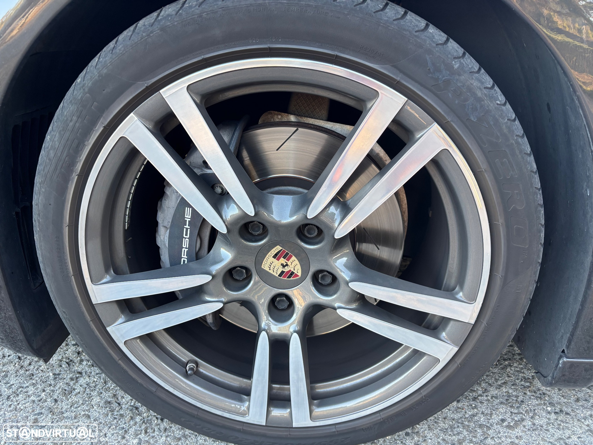 Porsche Panamera Platinum Edition - 26