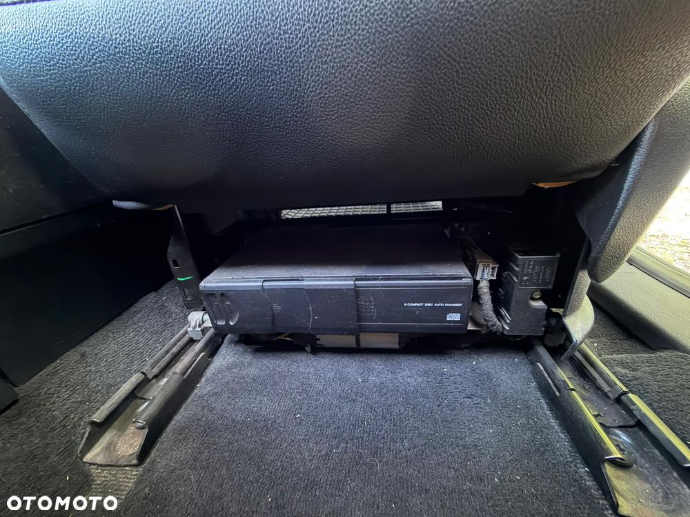 Ford S-Max - 24