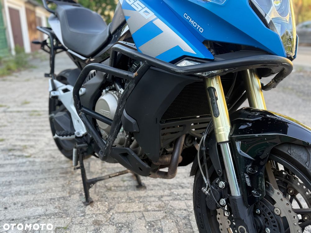 CFMoto 650 MT - 8