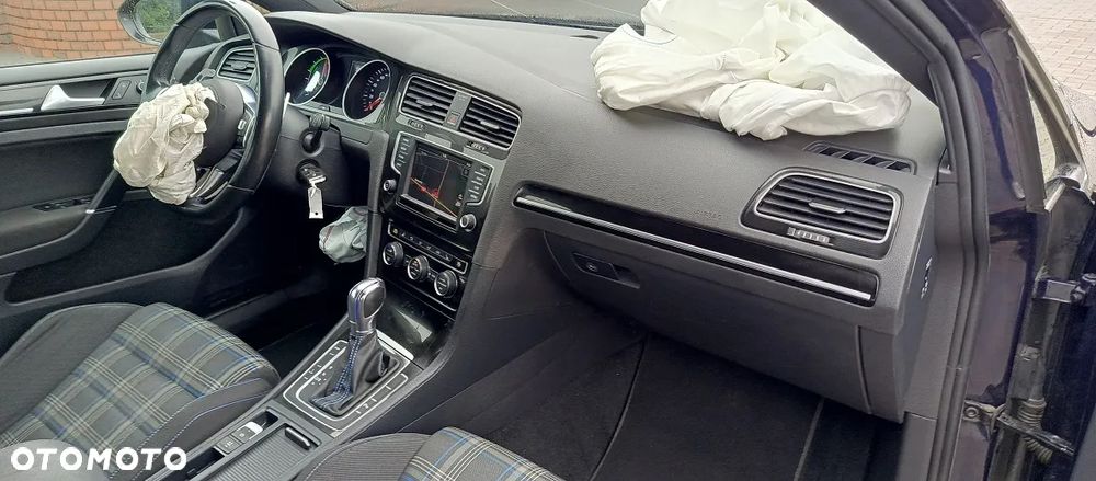 Volkswagen Golf VIII 1.4 TSI Plug-In Hybrid Style DSG - 13