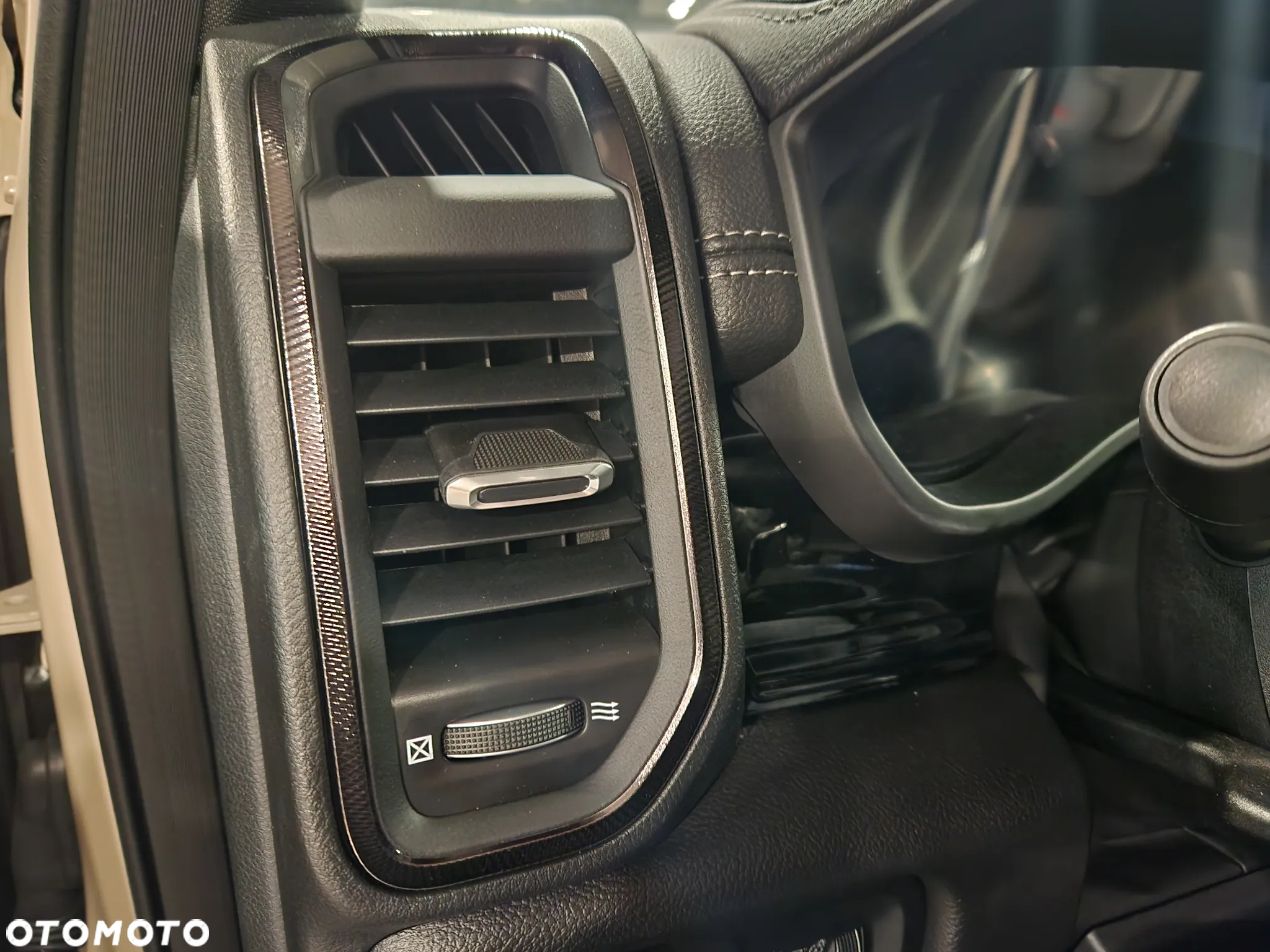 RAM 1500 - 17