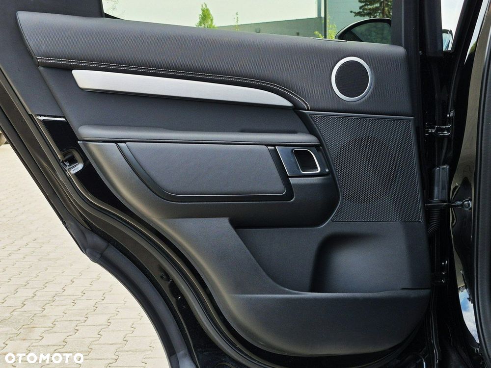 Land Rover Discovery 3.0 D250 mHEV Dynamic SE - 21