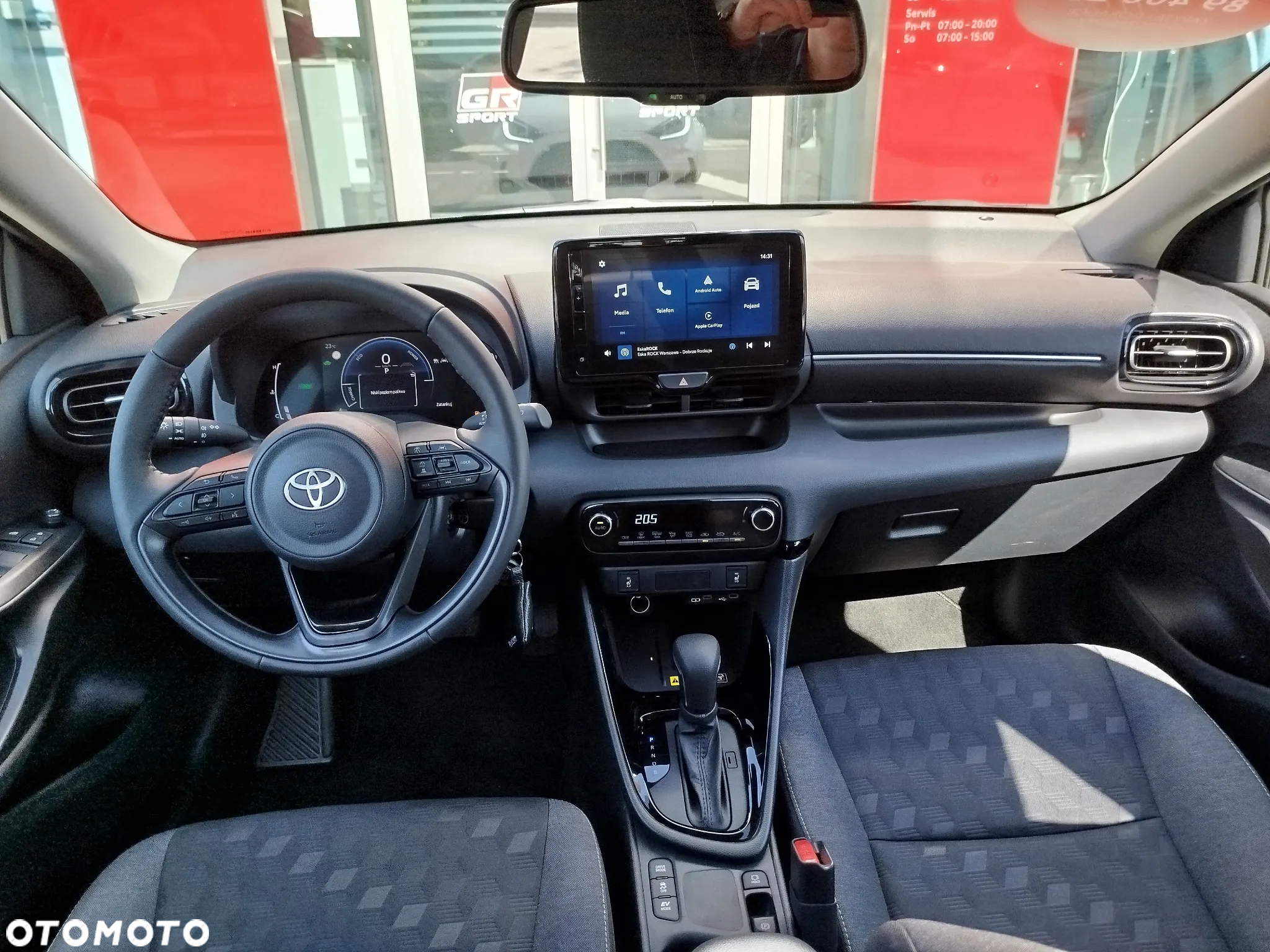 Toyota Yaris 1.5 Style CVT - 11