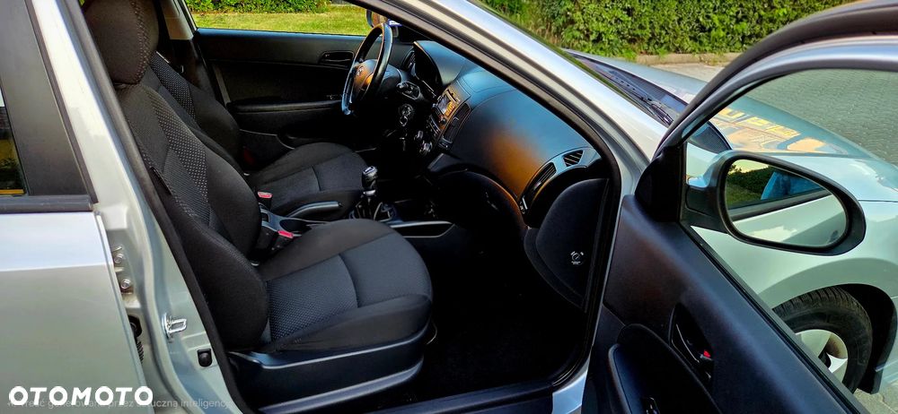 Hyundai i30 1.4 FIFA WM Edition - 7