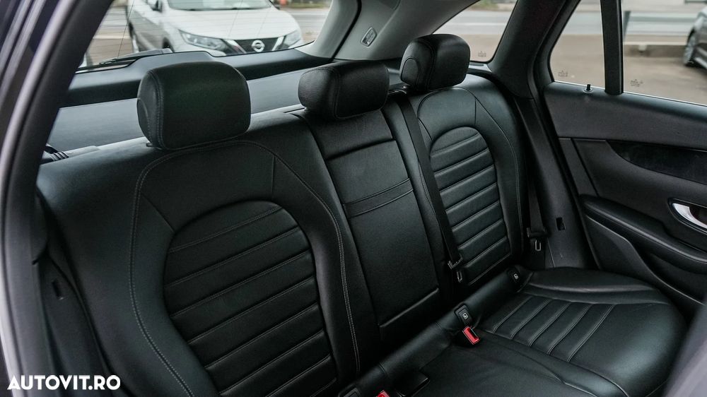 Mercedes-Benz GLC 250 d 4Matic 9G-TRONIC - 24